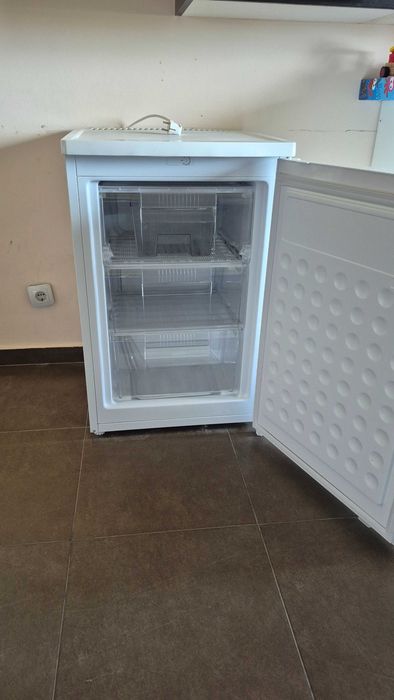 фризер, NEO, 90L, използван, перфектно състояние