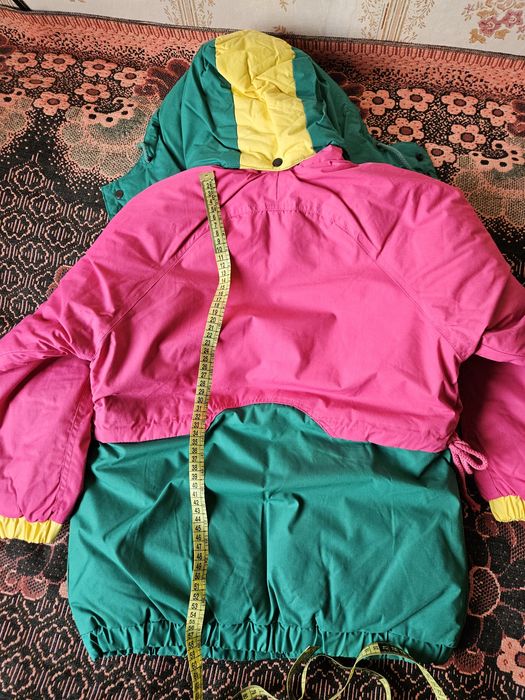 Куртка новая. Нарядные платья до года, полтора