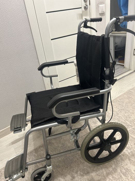 Инвалидная коляска