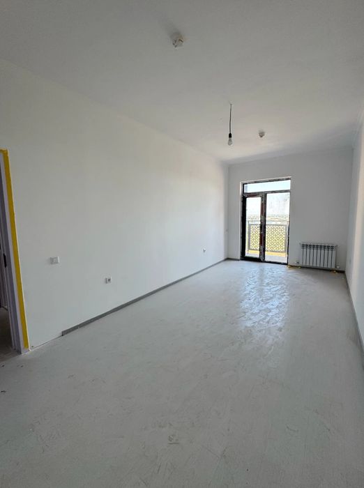 Uy sotiladi 2 xona narxi kelishiladi