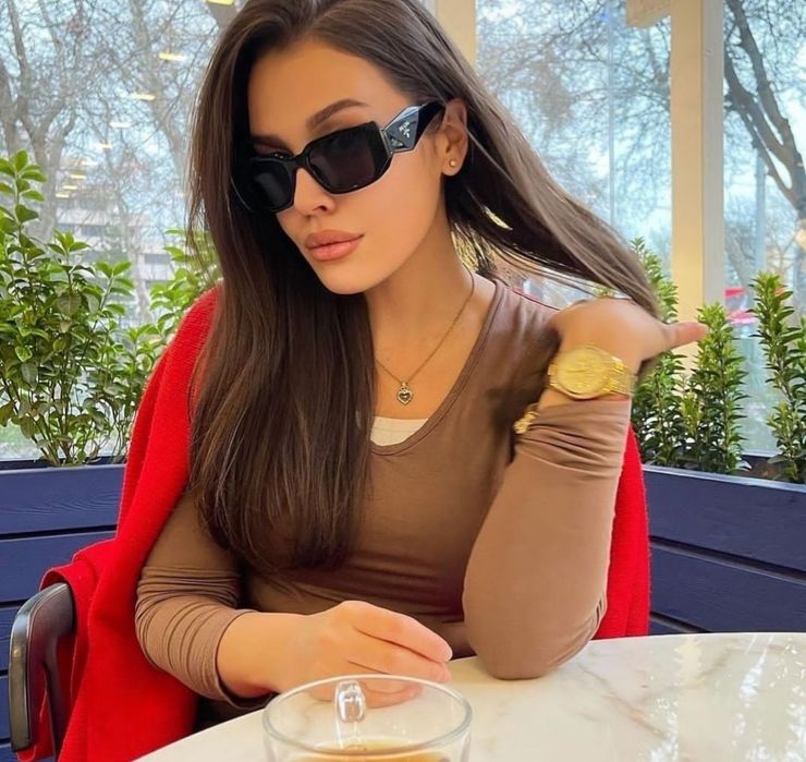 Продам брендовые новые солнцезащитные очки со скидкой 40%