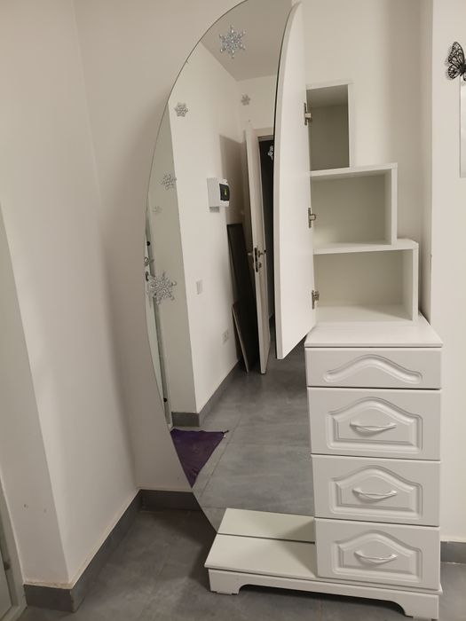 Продам шкаф в прихожую