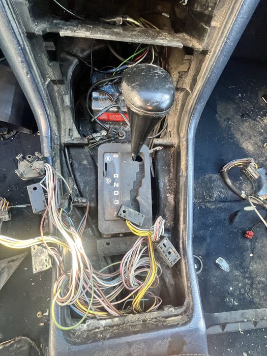 Мерседес 140 на разбор