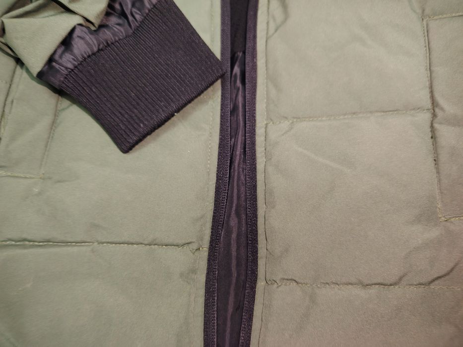 Женская куртка и плаш