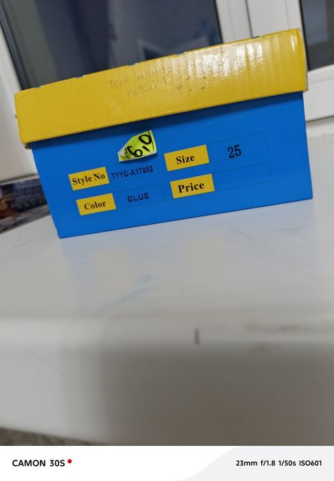 Отдам ботинки для девочек