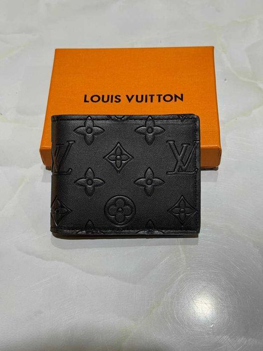 Portofel Louis Vuitton Monogram LV, din Piele Texturată