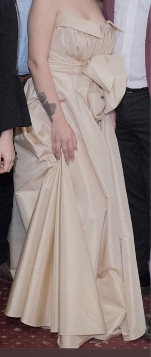 Rochie de seara bej/auriu deosebita