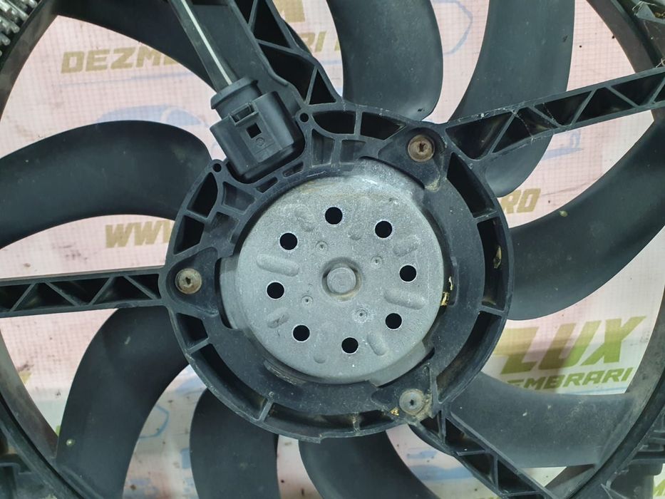 Grup electroventilatoare 8k0121003ad  3.0 tdi Audi Q3 8U [2011 - 2014