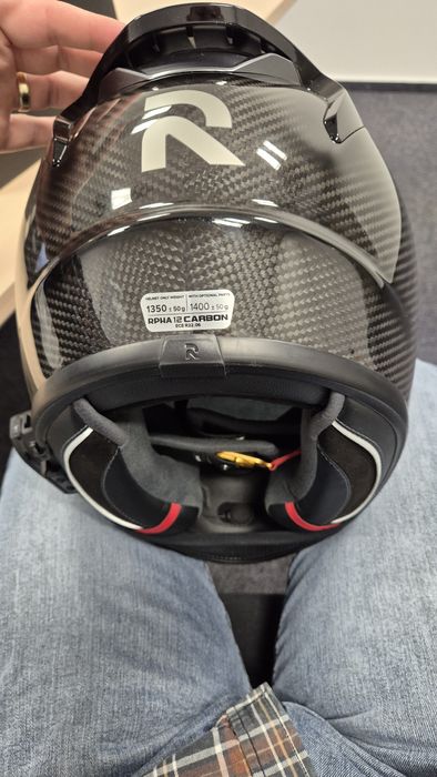 Casca HJC Rpha 12 carbon