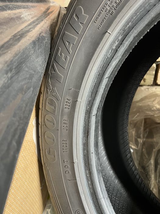 Летняя шина Goodyear 215/55/17