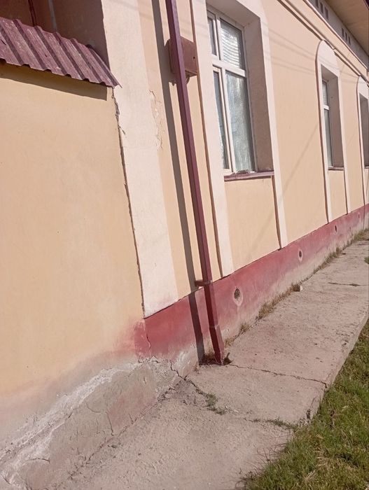 6 sotixli kottej sotiladi