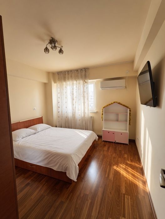 Apartament 4 camere central