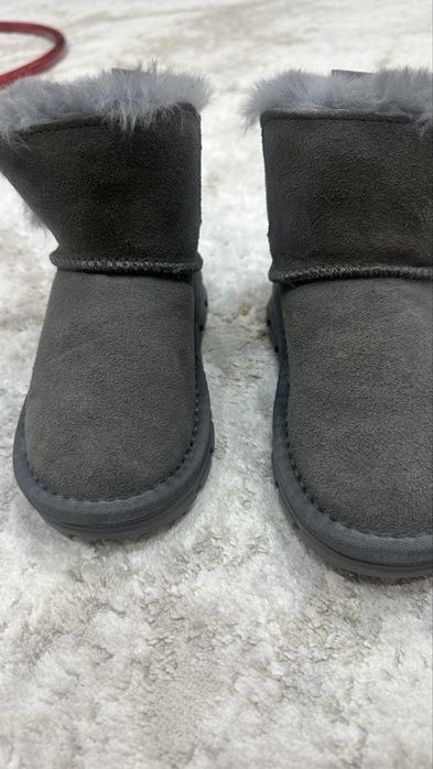 Детские угги новые