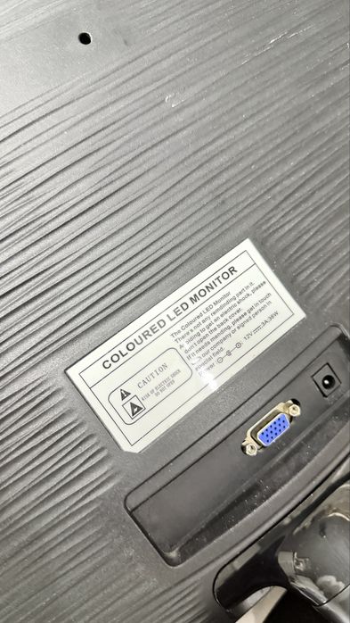 Продаю монитор компьтера