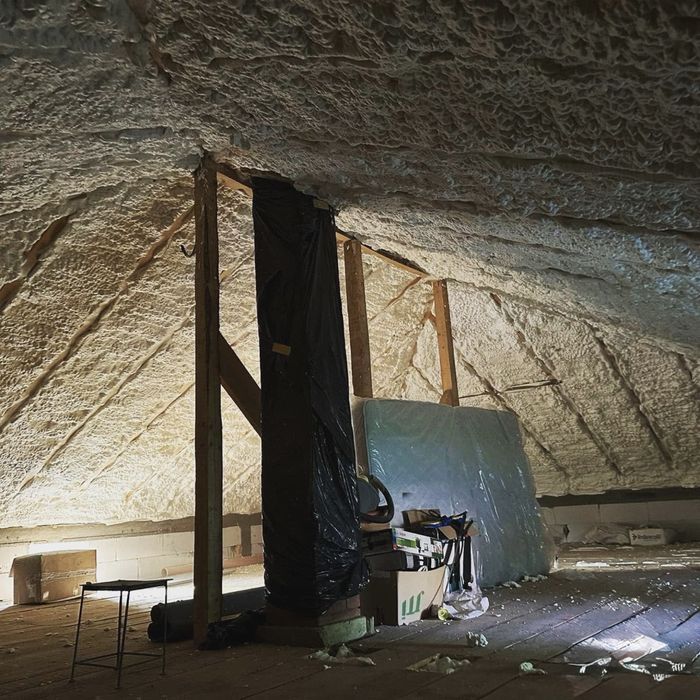 Aplicare spuma poliuretanica