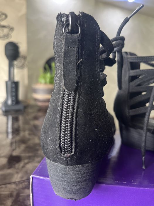 Дамски сандали велур