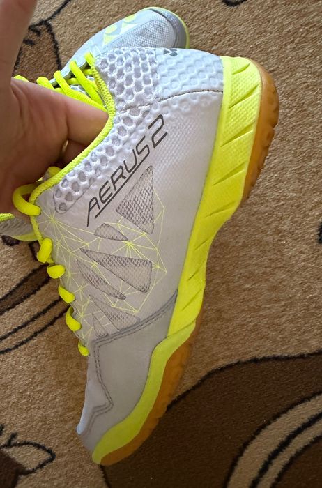 Дамски маратонки YONEX