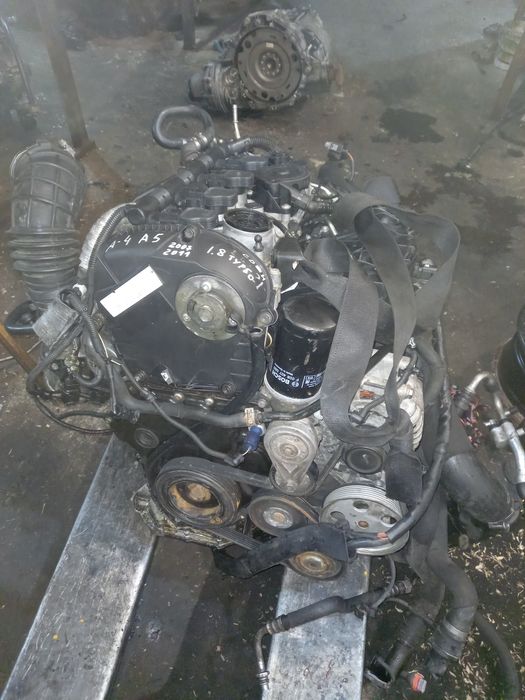 Двигатель на Ауди А4В8 1.8турбо CDH