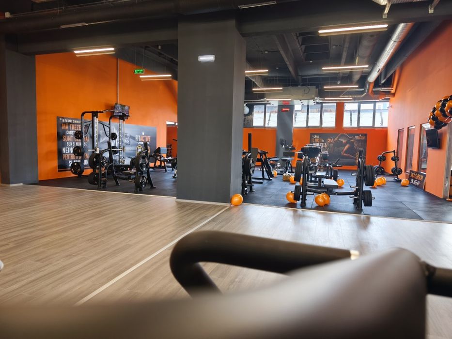 Antrenor personal, sector 3/ sector 4