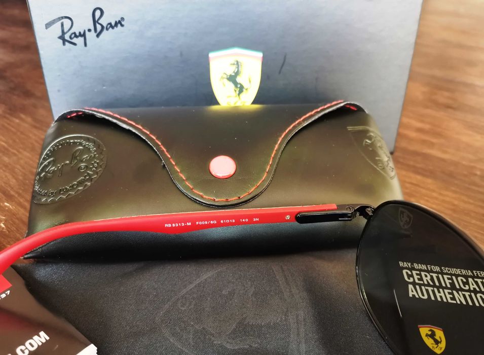 Слънчеви очила RAY-BAN SCUDERIA FERRARI RB8313-M F0096G