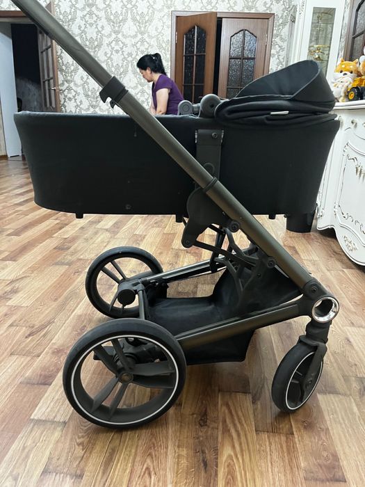 Продам коляску почти новая