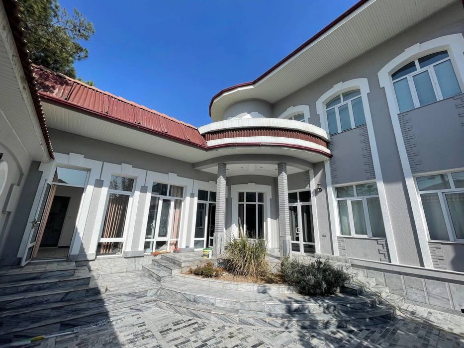 Сдаётся участок 8 соток 7 комнат , ор- посольство Индии ( н92 )