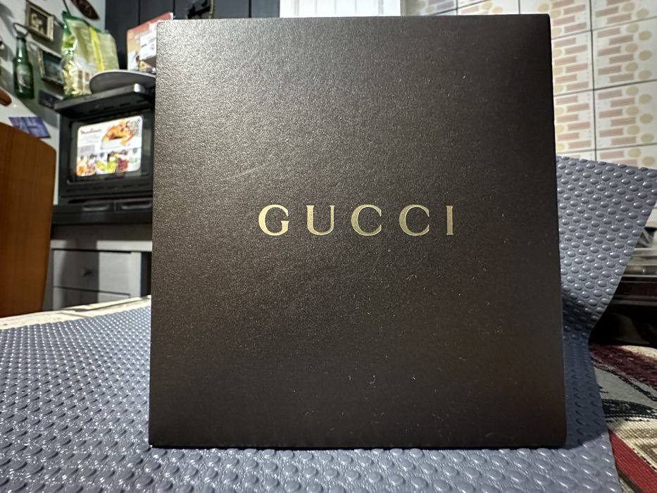 Продам часы Gucci 210