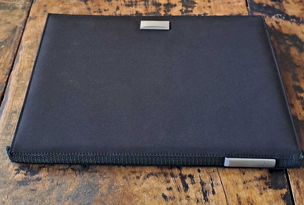 папка луксозна за документи без/с цип Марксман Marksman черен А4