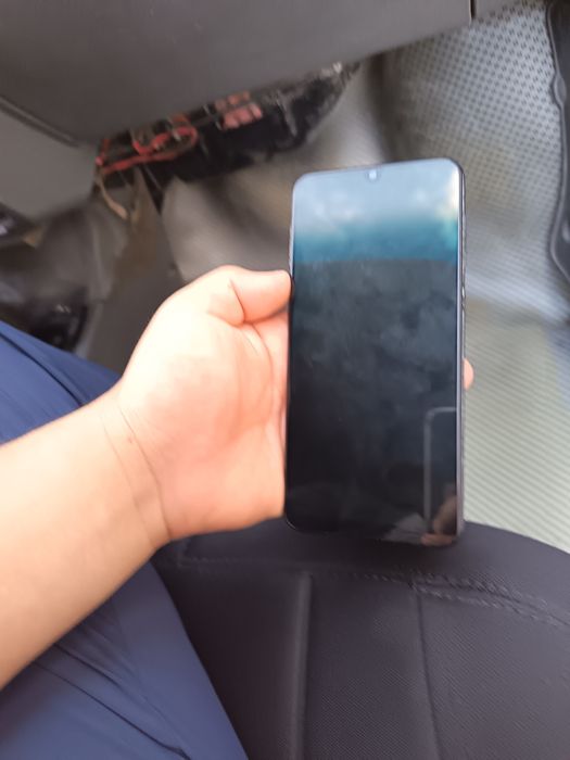 Samsung a50 sotiladi