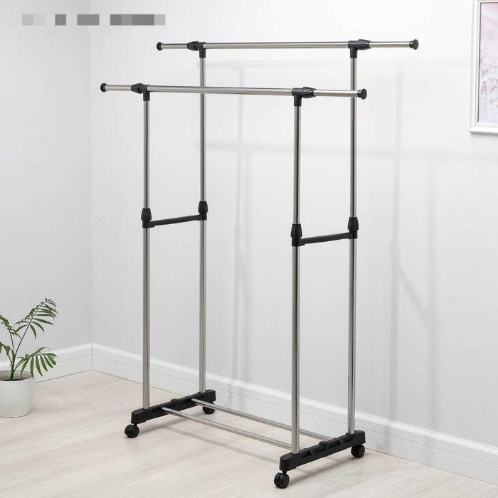 Напольная телескопическая вешалка