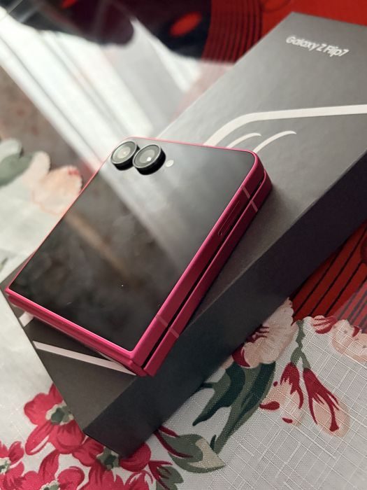 Vand samsung galaxy z flipp 7