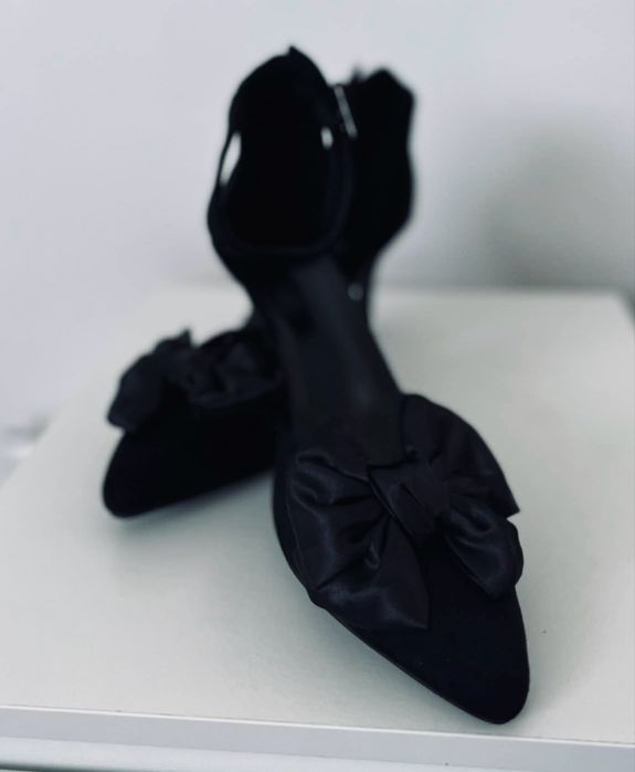 Pantofi cu toc mărime 44