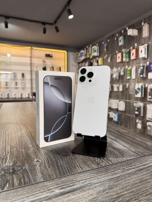 iPhone 16 Pro Max, White, 256 GB