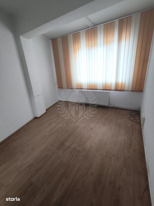 Cladire Birouri\\Ultracentral