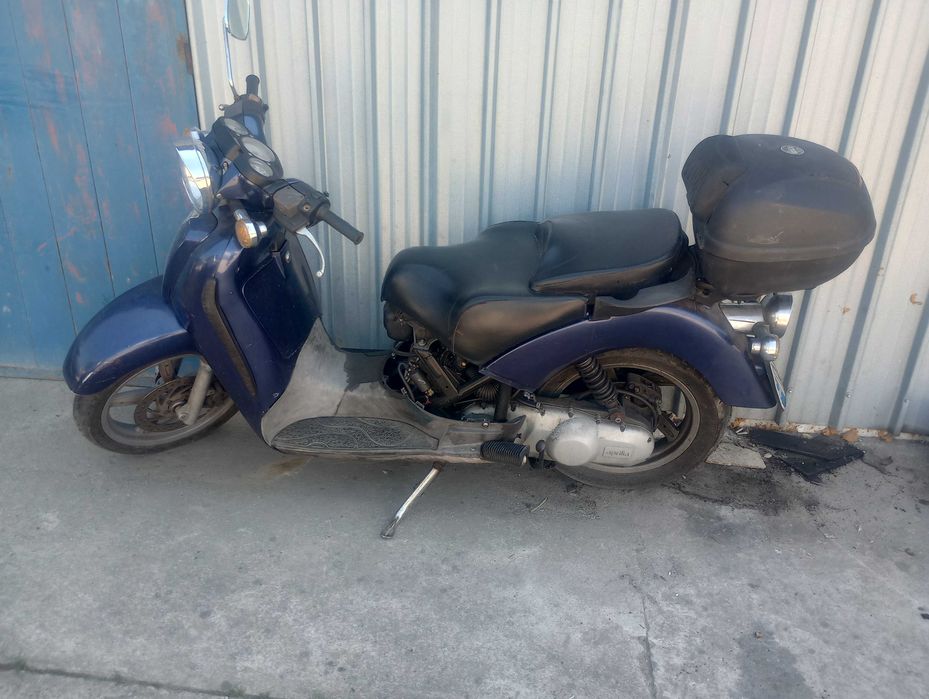 Apriliab Scarabeo 150 на части