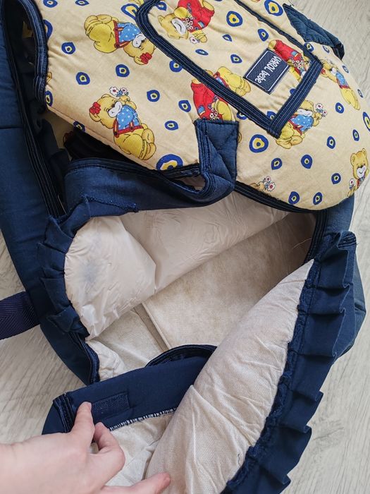 Кенгуру и переноска