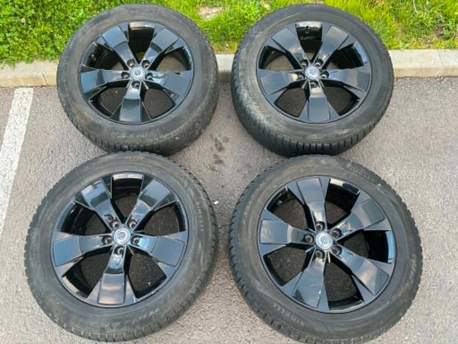 Roti Jante aliaj V-Spoke 5x108 Black Cauciucuri All-Season Iarna M+S 235 55 R18 Volvo XC40 XC60