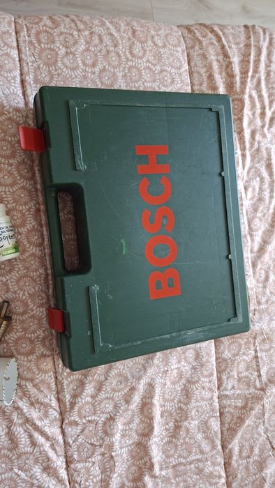 Продавам ударен винтоверт BOSCH PSB-18LI