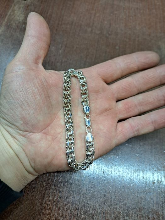 Продам серебряный браслет