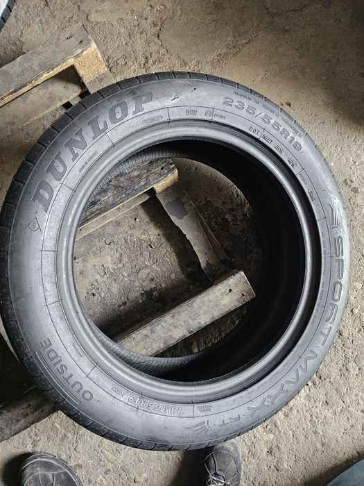 2 anvelope vara 235 55 19 Dunlop