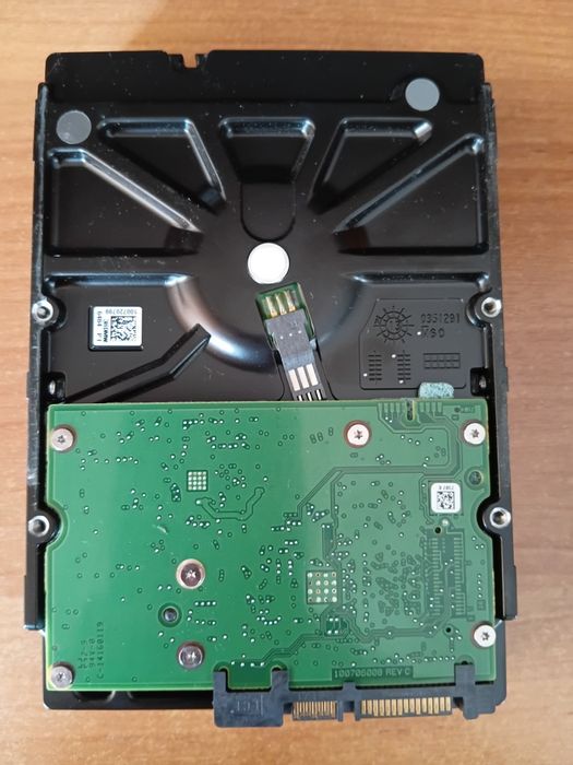 Жесткий диск HDD 1 ТБ Seagate