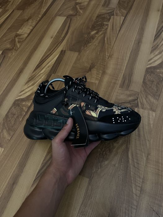 Versace chain reaction medusa