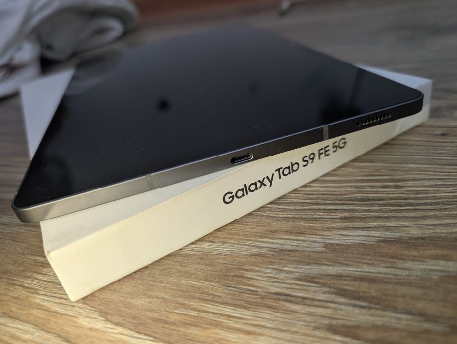 Samsung tab s9 fe планшет