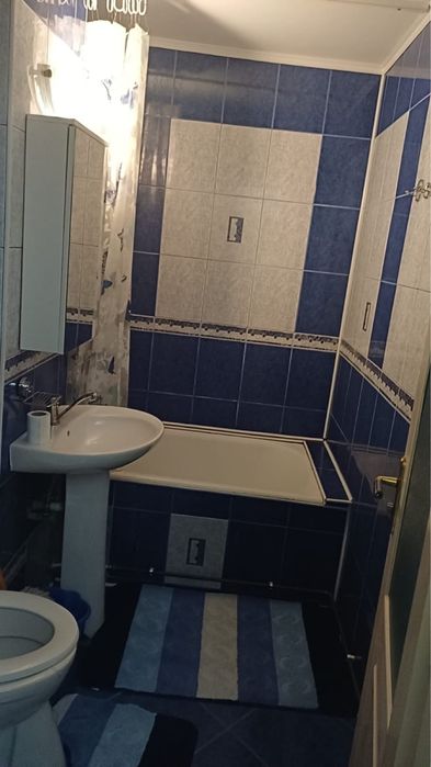 Apartament pentru inchiriat  cu o camera generoasa