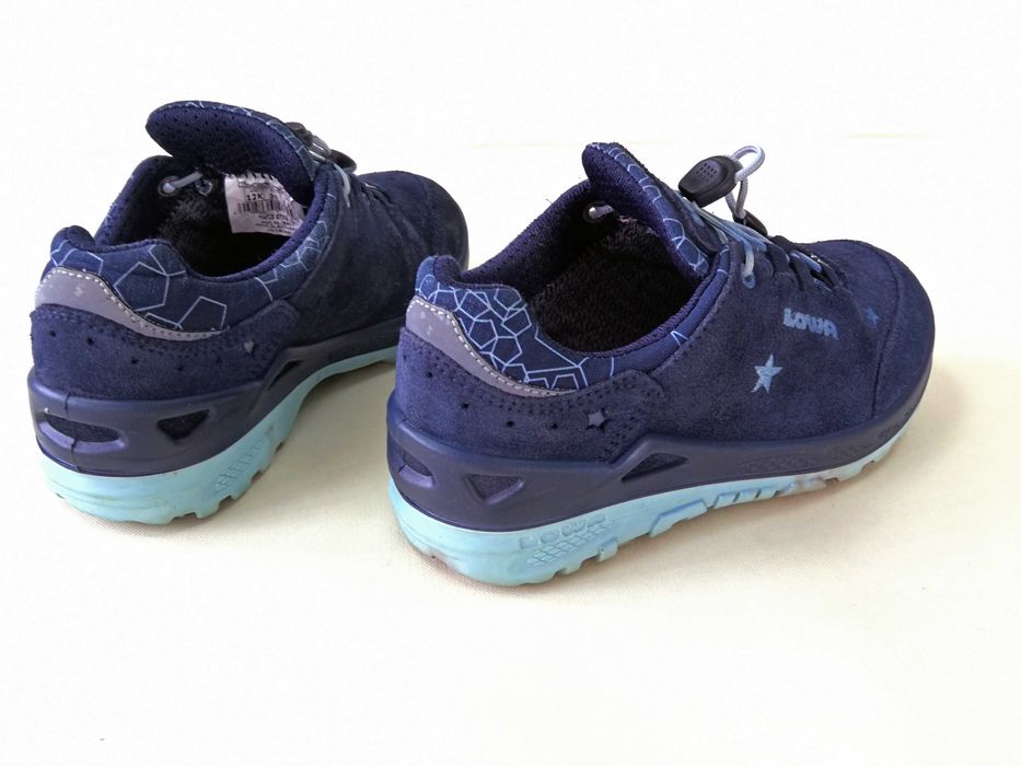 Bocanci ghete munte copii  30 31 LOWA - GORETEX IMPERMEABILI  EX++