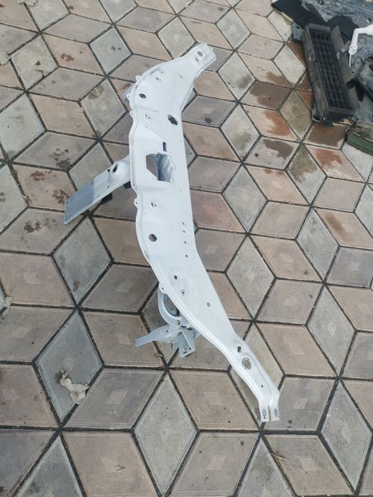 Bara fata grila dacia dokker lodgy stepway trager