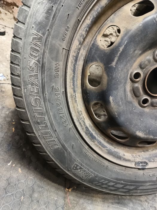 Джанти с гуми Форд 5x108 два броя