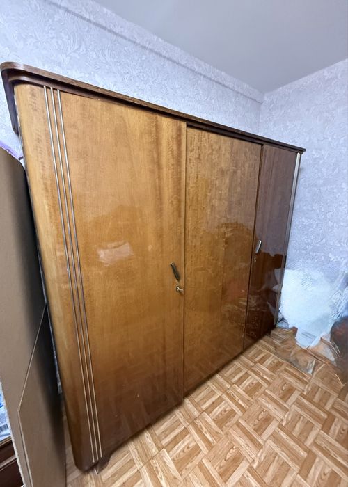 Шкаф вместительный