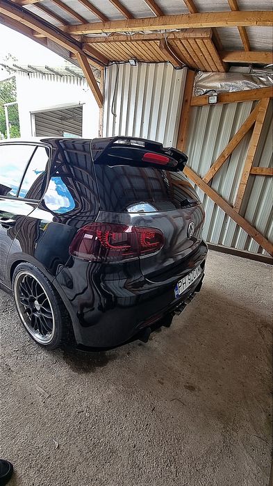 VOLKSWAGEN Golf 2010 — imagine 4