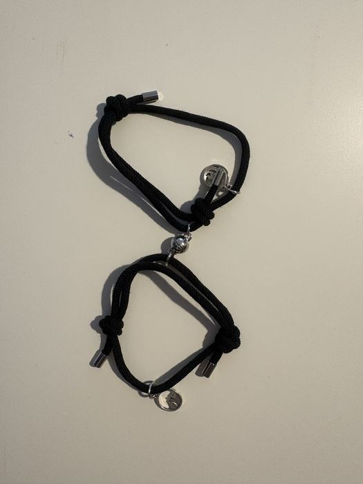 Магнитни гривни за двойки